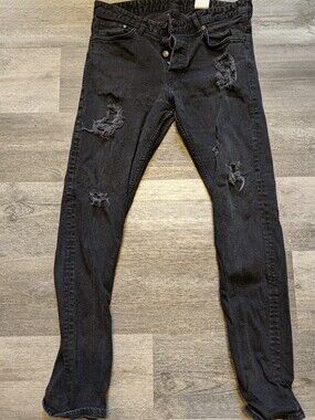 H&M 33x32 Black Denim Slim, Low Waist, Ripped jeans